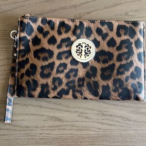 Leopard Print Wristlet Clutch - Brown/Black